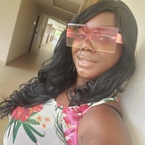 Meet your Posher, Paula